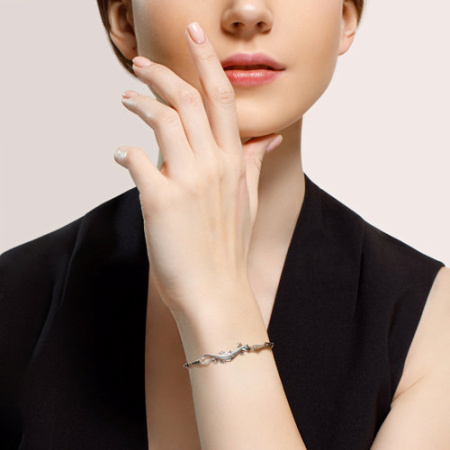 Браслет из серебра с фианитами «Ящерица»