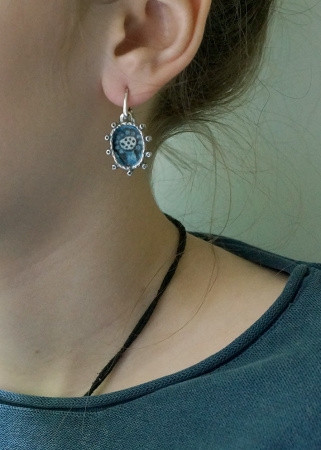 Серебряные серьги «Крокусы» с эмалью