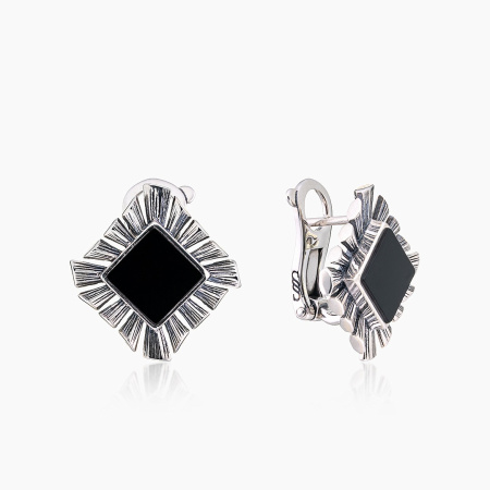 Серьги из серебра с камнем оникс
