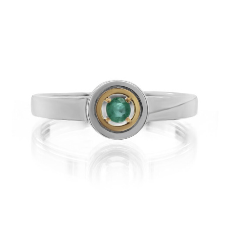 Кольцо из серебра с изумрудом в позолоте