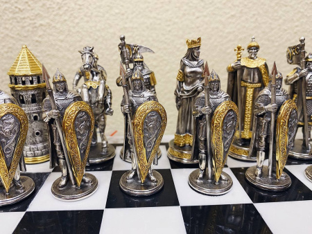Шахматы из серебра «Ледовое побоище»