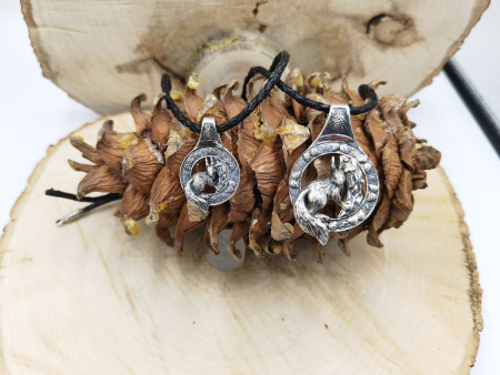 Серебряная подвеска-тотем «Огненная векша» малая