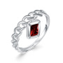 Кольцо из серебра с гранатом