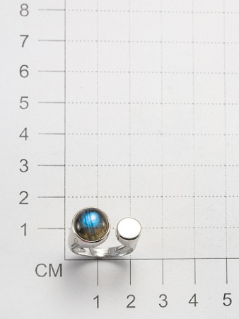 Серебряное кольцо с лабрадоритом