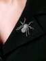 Серебряная брошь «Паучок» с марказитами Swarovski