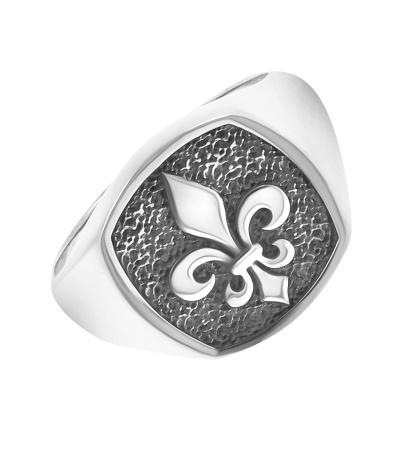 Серебряное кольцо