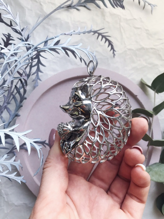 Ёлочная игрушка из серебра «Ежик»