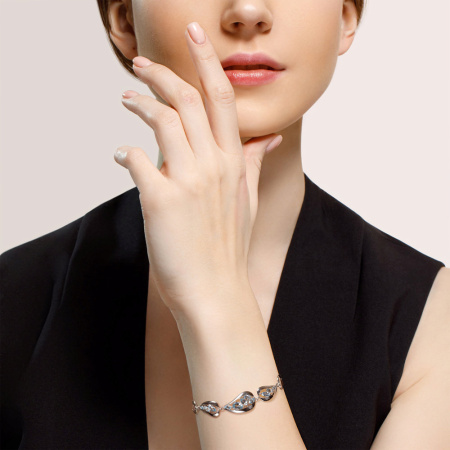 Браслет из серебра с топазами