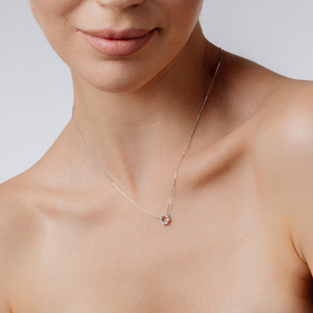 Колье из серебра с бриллиантом