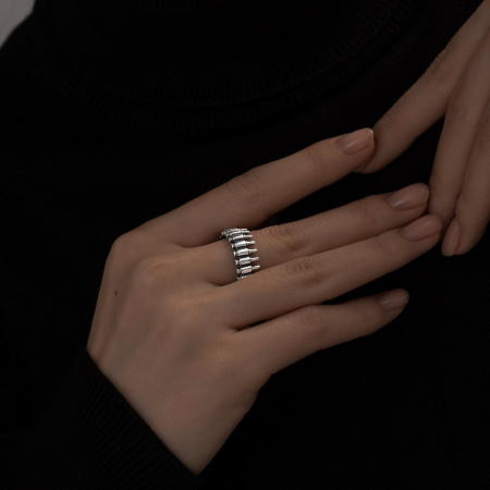 Серебряное кольцо