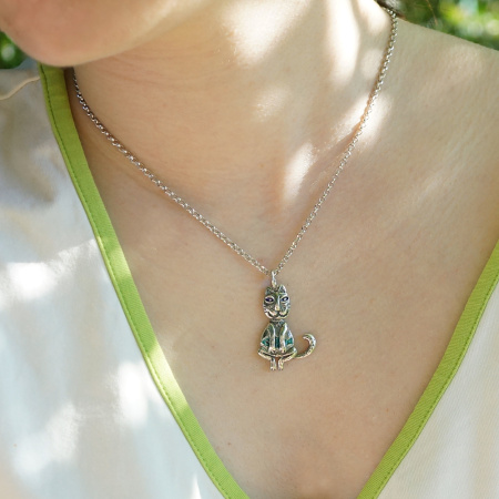 Подвеска из серебра с эмалью «Кот с рыбкой»