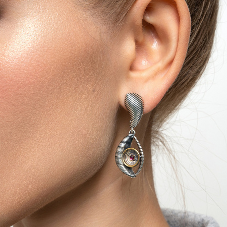 Серьги с гранатом из серебра