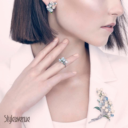 Серебряные серьги с синтетическим кораллом, эмалью и культивированным жемчугом