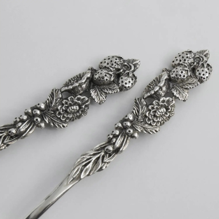 2 чашки чайные «Натюрморт» с чернением с ложками