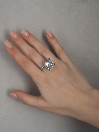 Серебряное кольцо с горным хрусталем