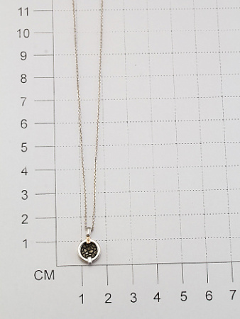 Серебряное колье с бриллиантом