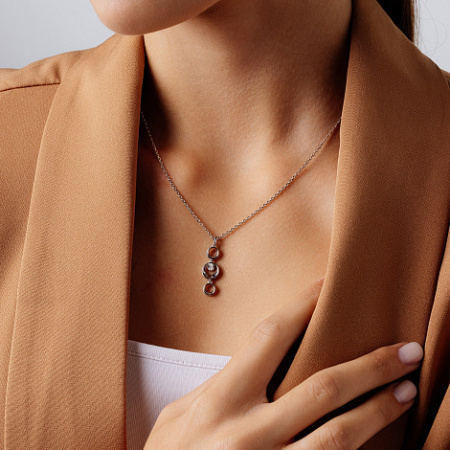 Колье из серебра с бриллиантом