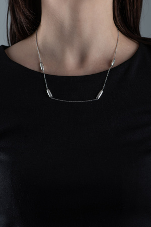 Колье из серебра