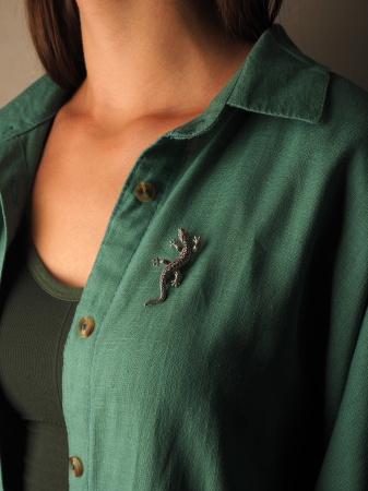 Брошь из серебра с гранатом и марказитом Swarovski «Ящерица»