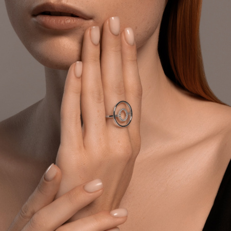 Серебряное кольцо с фианитами