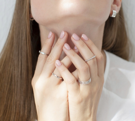 Серебряное кольцо с эмалью