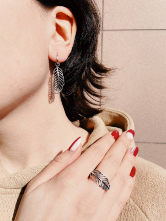 Серьги из серебра «Перо»