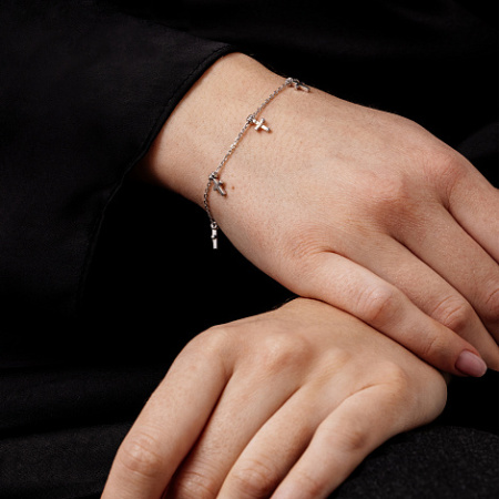 Браслет из серебра с бриллиантом «Крестик»