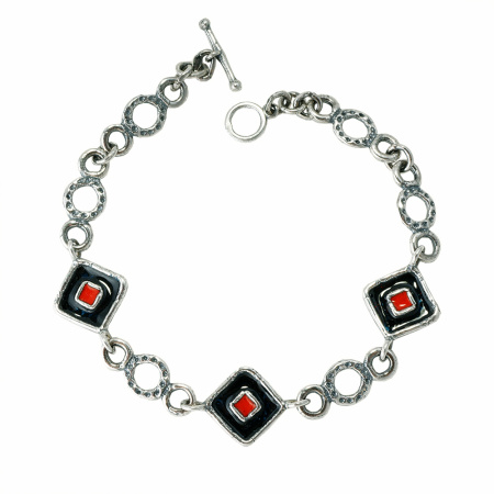 Серебряный браслет «Черные ромбики» с эмалью