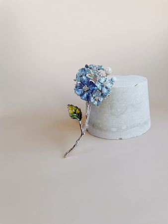 Брошь из серебра «Гортензия»