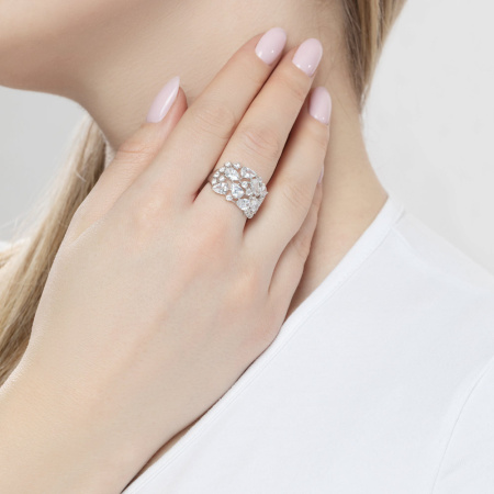 Серебряное кольцо с фианитами Sokolov