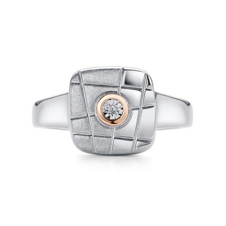 Кольцо из серебра с бриллиантом