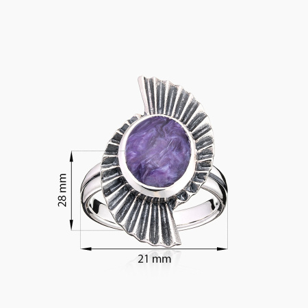 Кольцо из серебра с камнем чароит