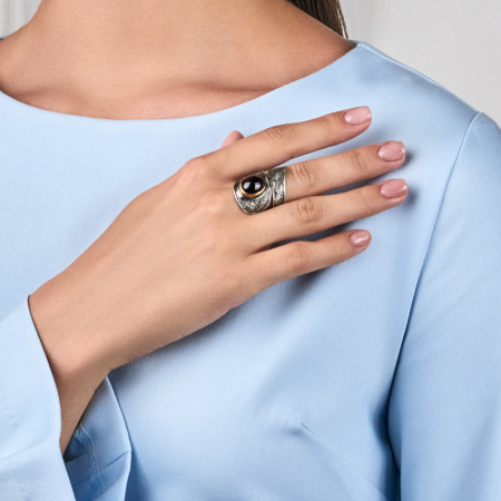 Серебряное кольцо «Мистический Гранат»