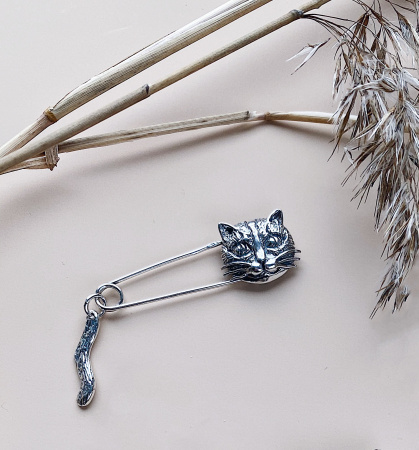 Серебряная брошь «Дрема»