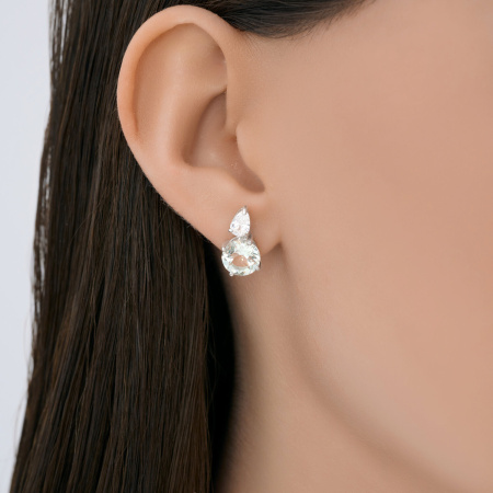 Серебряные серьги-гвоздики с празиолитом и фианитом