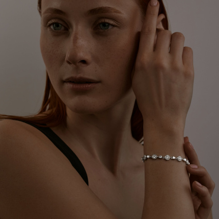 Браслет из серебра с фианитами