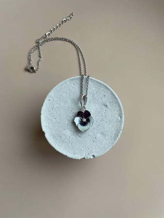 Подвеска из серебра «Анютины глазки» прозрачная с фианитами