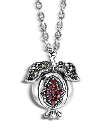 Кулон из серебра с марказитами и гранатом