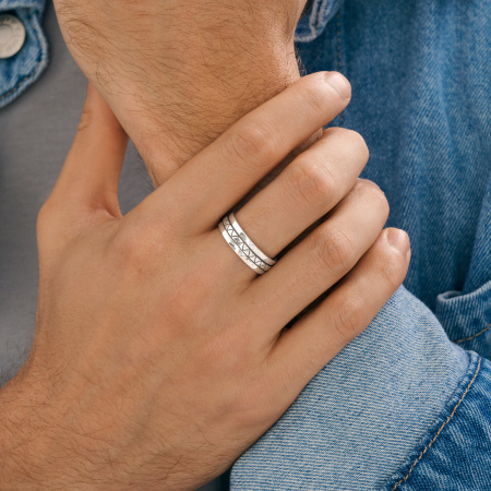 Кольцо из серебра