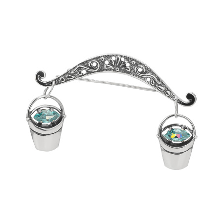 Серебряная брошь «Коромысло» с фианитом