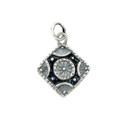 Серебряная подвеска с эмалью