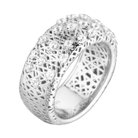 Серебряное кольцо с фианитами
