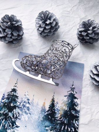 Серебряная елочная игрушка «Валенок»