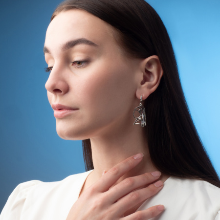 Серьги из серебра с жемчугом ассиметричные «Девушка с жемчужной сережкой»