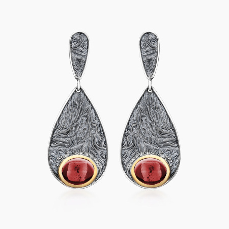 Серебряные серьги «Мистический Гранат»