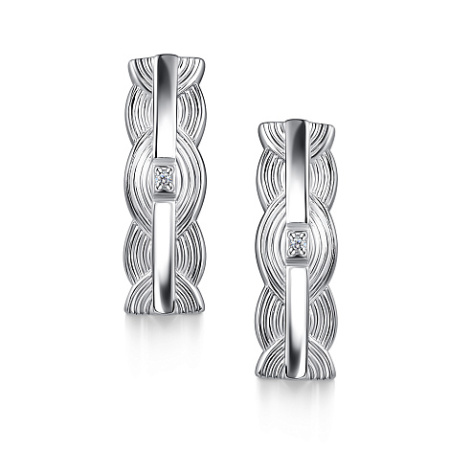 Серьги из серебра с бриллиантом