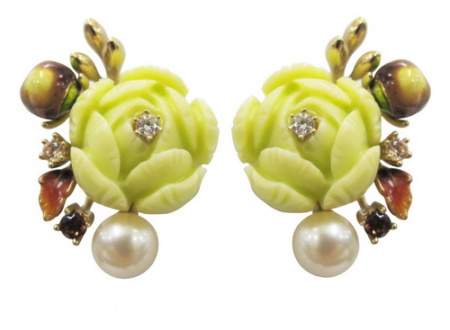 Серебряные серьги с синтетическими кораллами, эмалью и культивированным жемчугом