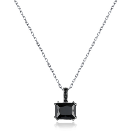 Колье из серебра со шпинелью