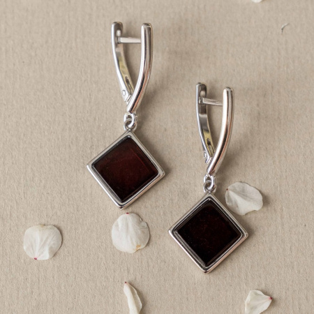 Серьги из серебра с янтарем