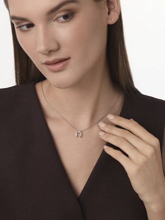 Подвеска из серебра с бриллиантом «Подкова»